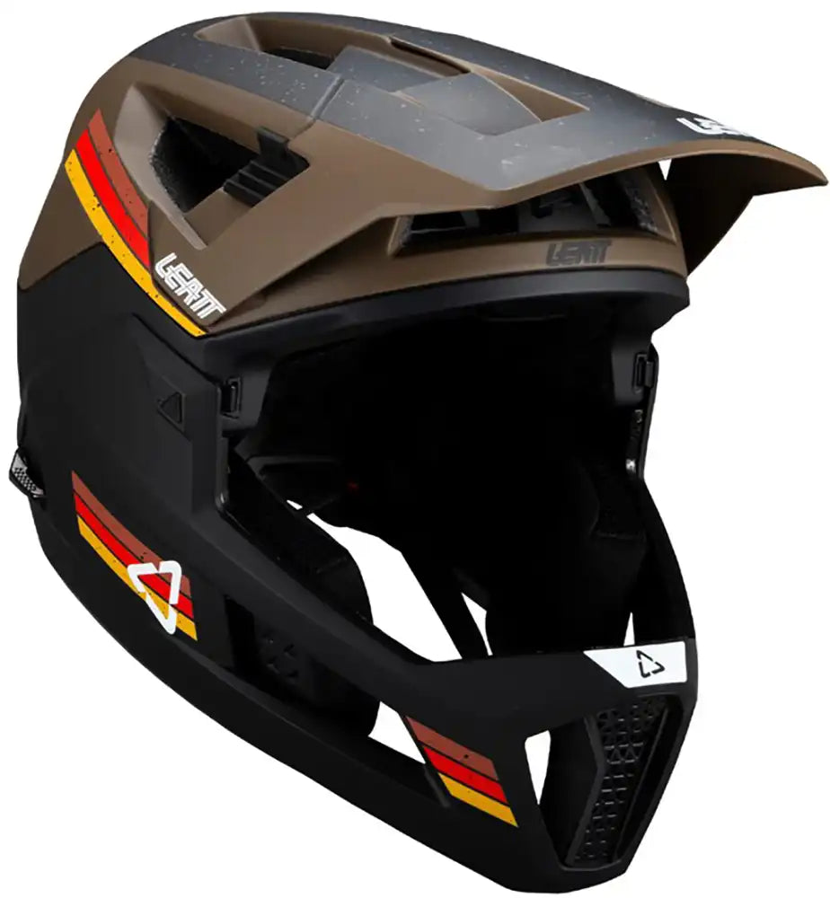 Leatt Enduro 4.0 full face helmet with durable outer shell and ventilation system, designed for mountain biking safety.