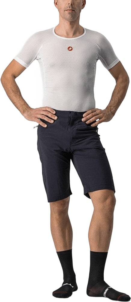 Castelli Unlimited Baggy men's MTB shorts, durable cycling clothing with adjustable waist and multiple pockets for mountain biking.