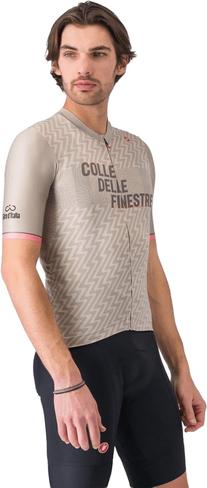 Castelli Giro Colle delle Finestre men's cycling jersey in lightweight fabric with short sleeves and full front zipper.