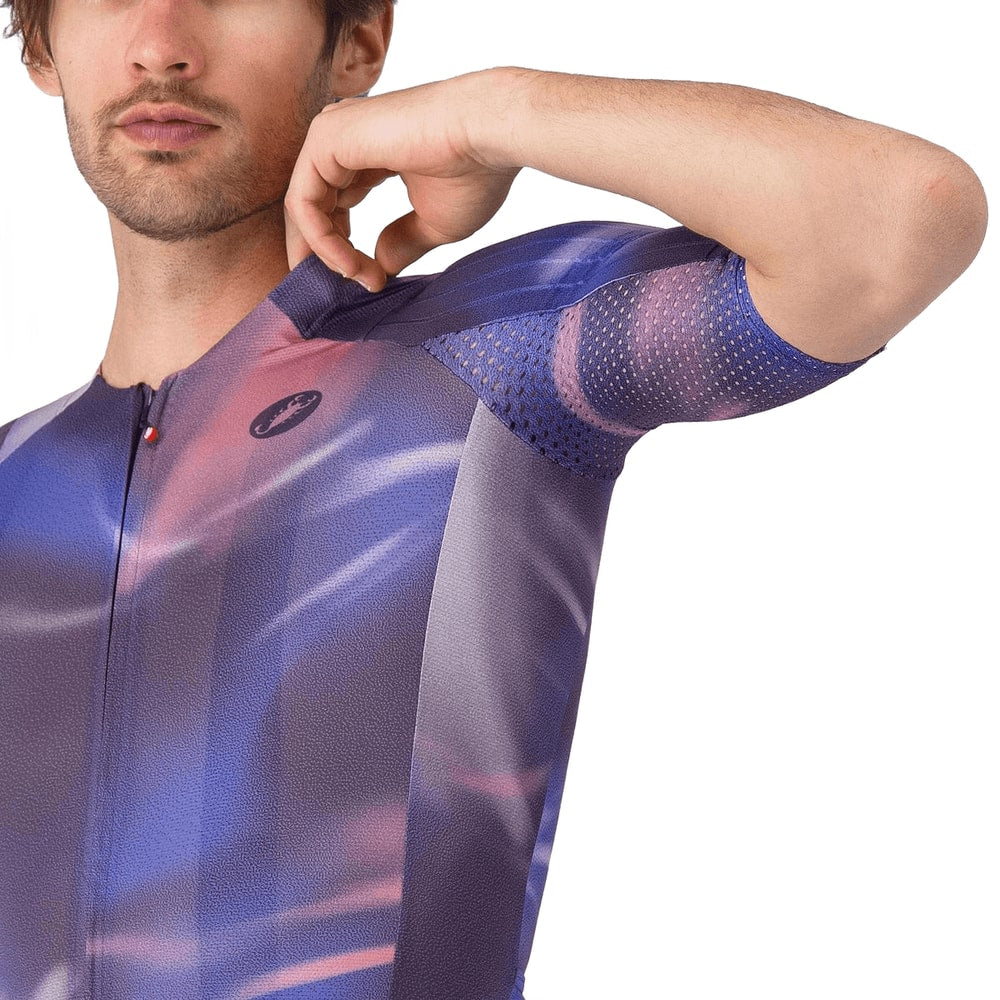 Castelli Aero Race 8S SS men's cycling jersey in light blue with black accents, featuring breathable fabric and short sleeves.