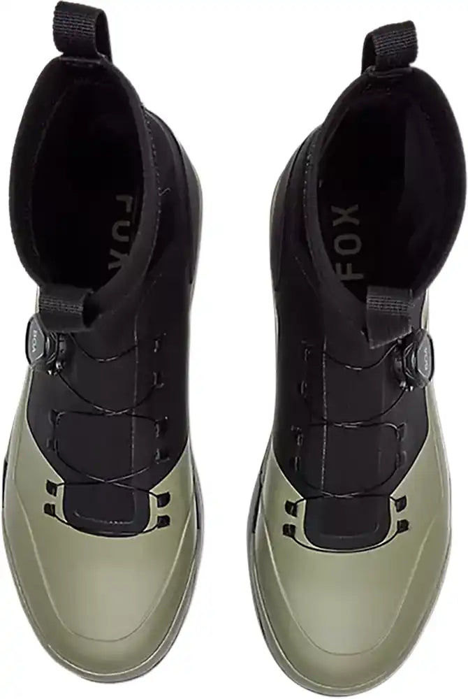 Fox Union All Weather Flat men's platform MTB shoes with rugged design and secure lacing for mountain biking and outdoor riding.