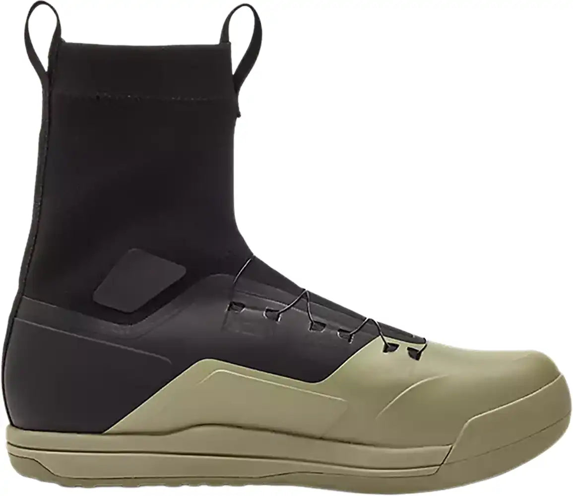Fox Union All Weather men's MTB shoes in black with rugged soles, designed for mountain biking and outdoor riding.