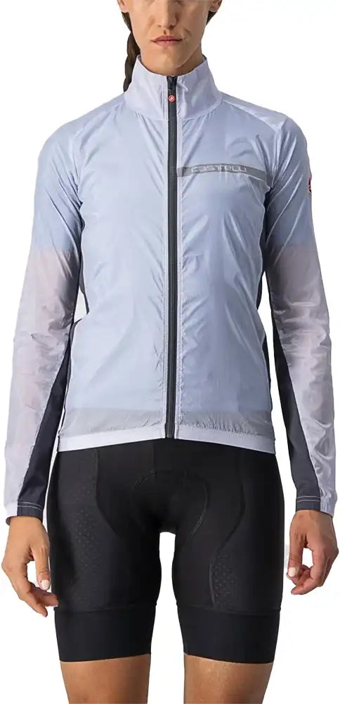 Castelli Squadra Stretch women's jacket, lightweight cycling outerwear with a fitted design and breathable fabric.