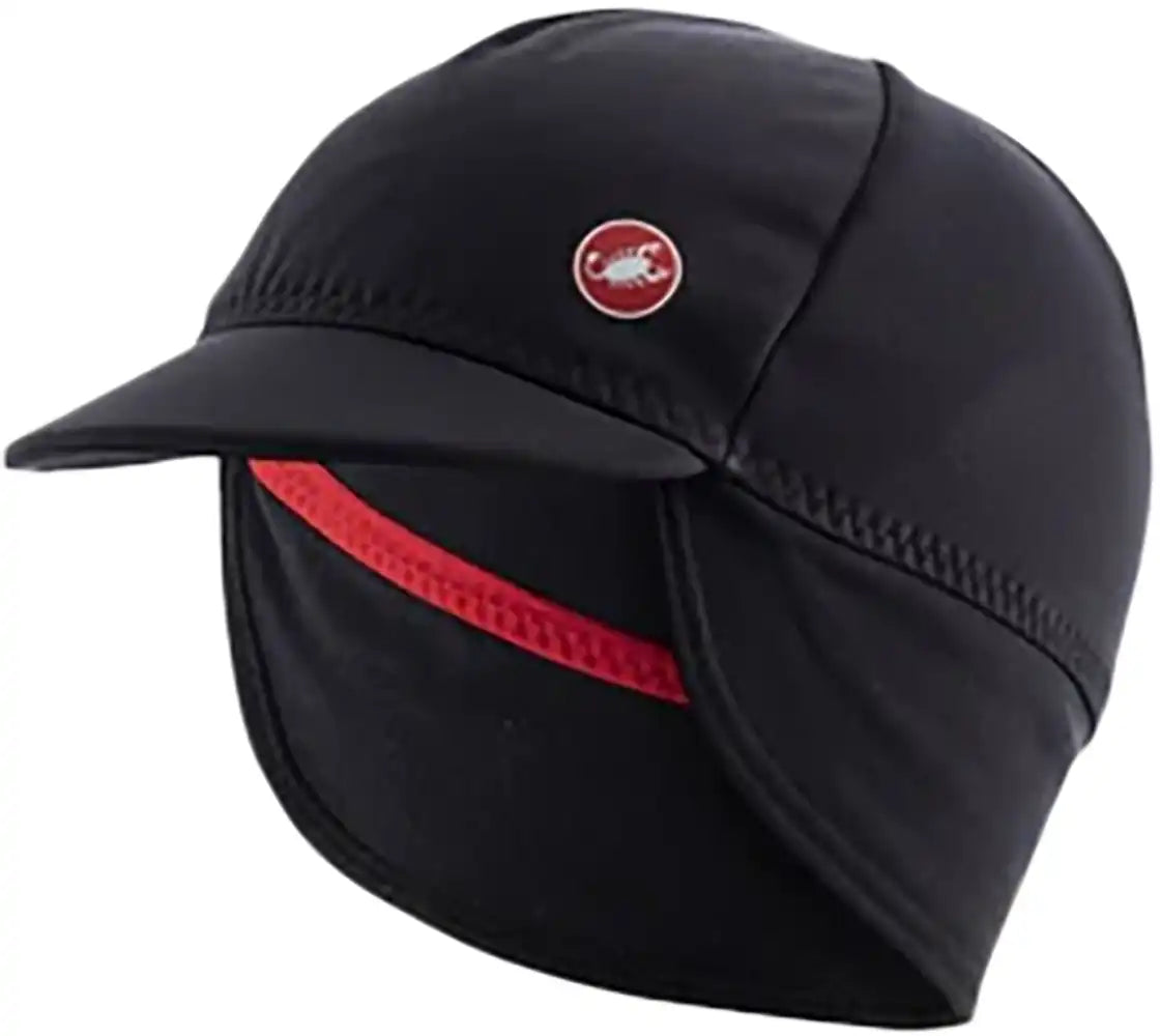 Castelli Estremo women's winter cap made of warm, insulating fabric, designed for cold weather cycling and outdoor activities.
