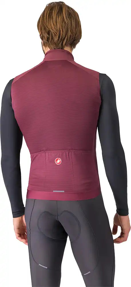 Castelli Espresso men's vest, lightweight cycling clothing with a sleek design and full front zipper, suitable for outdoor activities.