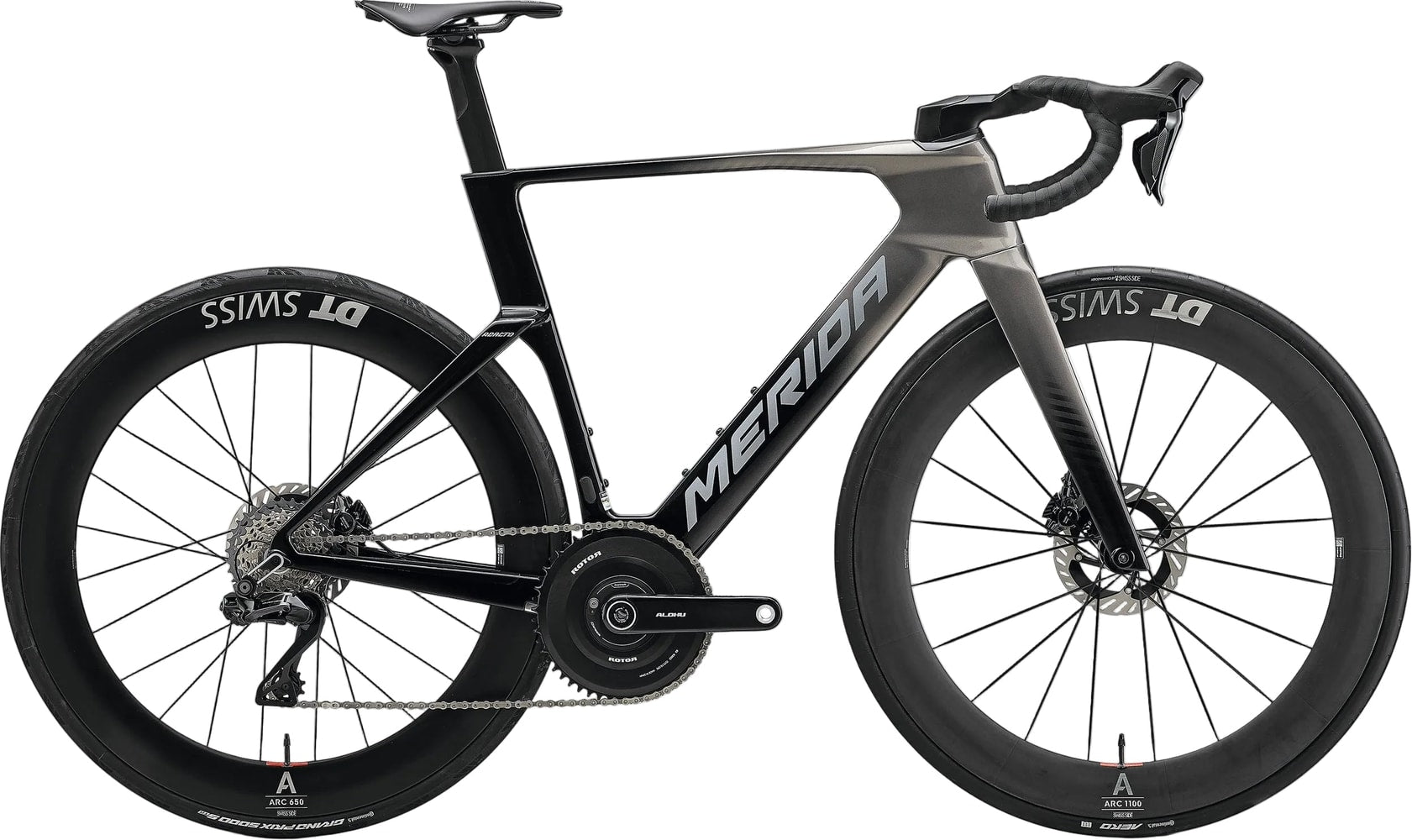Red Merida Reacto One road bike with aerodynamic frame and drop handlebars, designed for speed and performance.