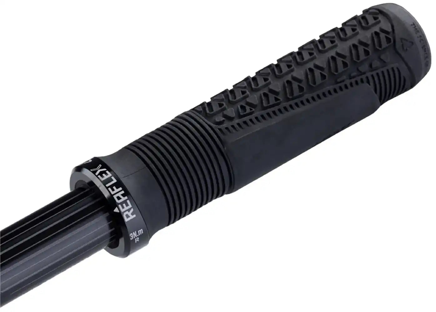 Leatt ReaFlex 6.0 Lock-On MTB grips showing textured rubber surface and metal locking rings for secure mountain bike handling.