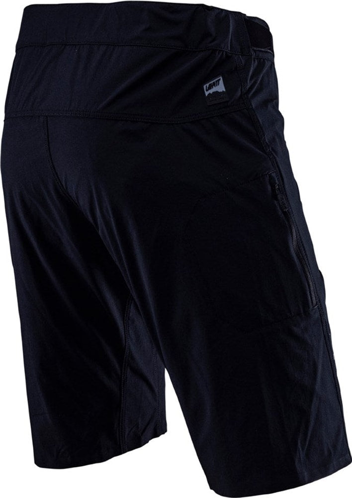 Leatt Trail 1.0 men's MTB shorts, breathable cycling clothing with adjustable waist and durable fabric for mountain biking.