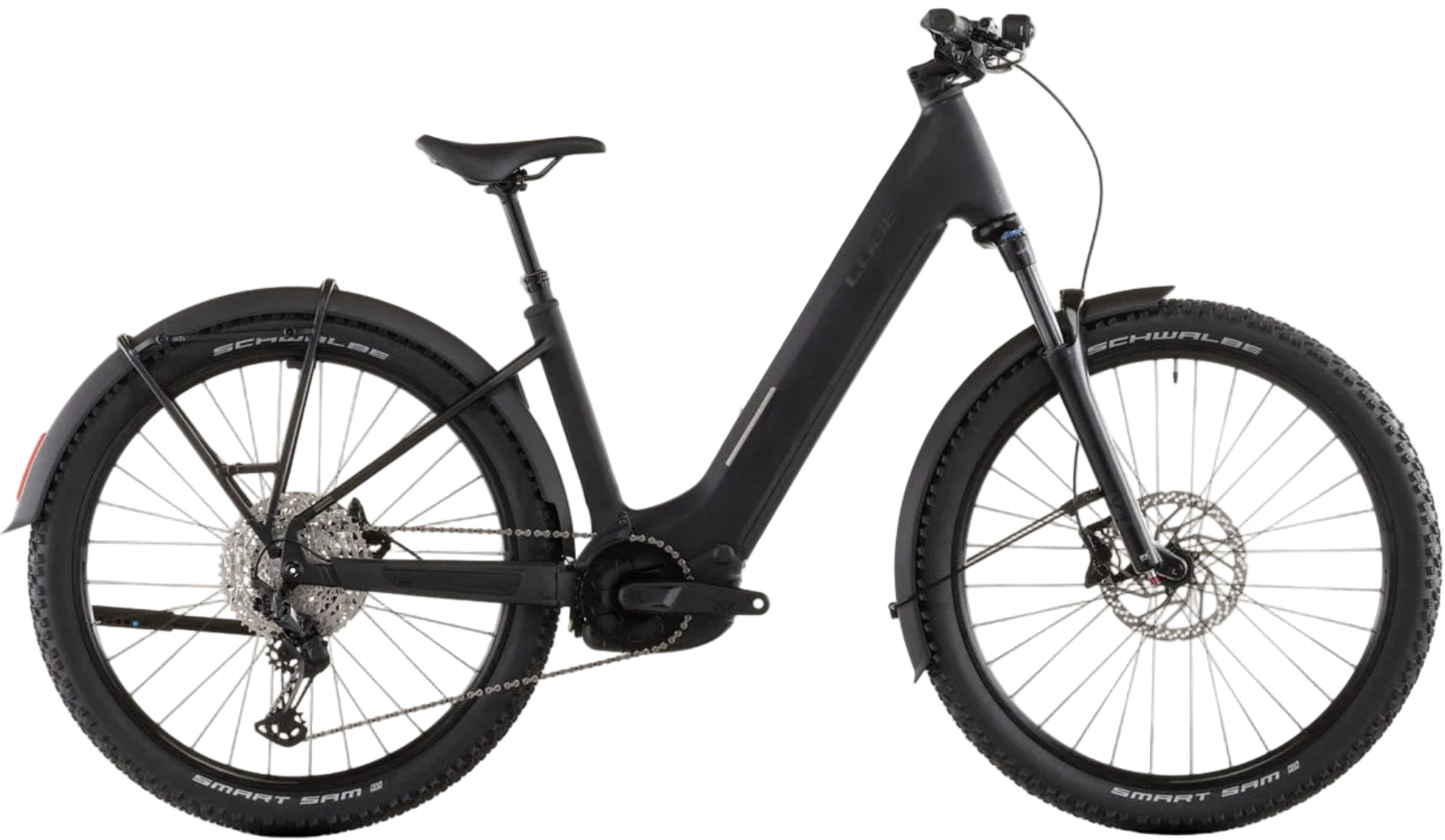 Black Cube Reaction Hybrid Pro EE 800 FE e-bike with sleek frame and advanced features, designed for versatile riding and performance.