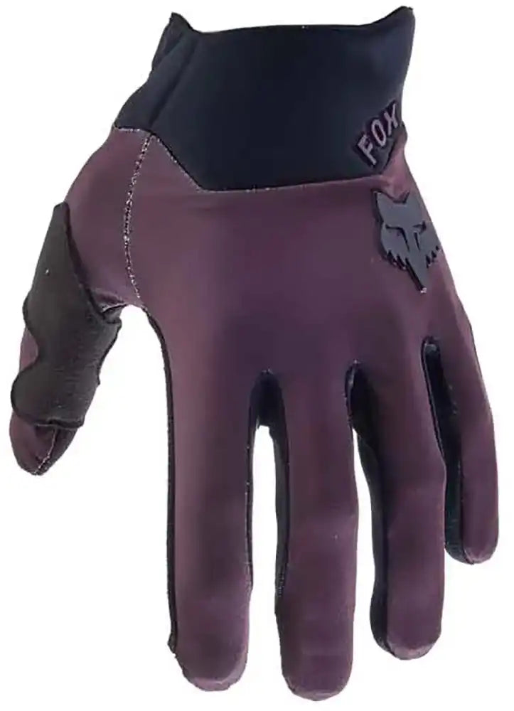 Fox Defend Wind OffRoad men's MTB gloves, black cycling gloves with padded palms and adjustable wrist straps.