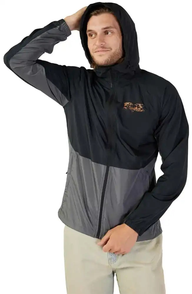 Men's Fox Cienega Windbreaker jacket in winter clothing style, featuring lightweight design and brand logo, suitable for outdoor wear.