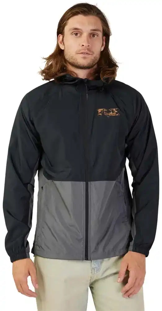 Men's Fox Cienega windbreaker jacket, winter clothing with lightweight waterproof material and adjustable hood, in black.