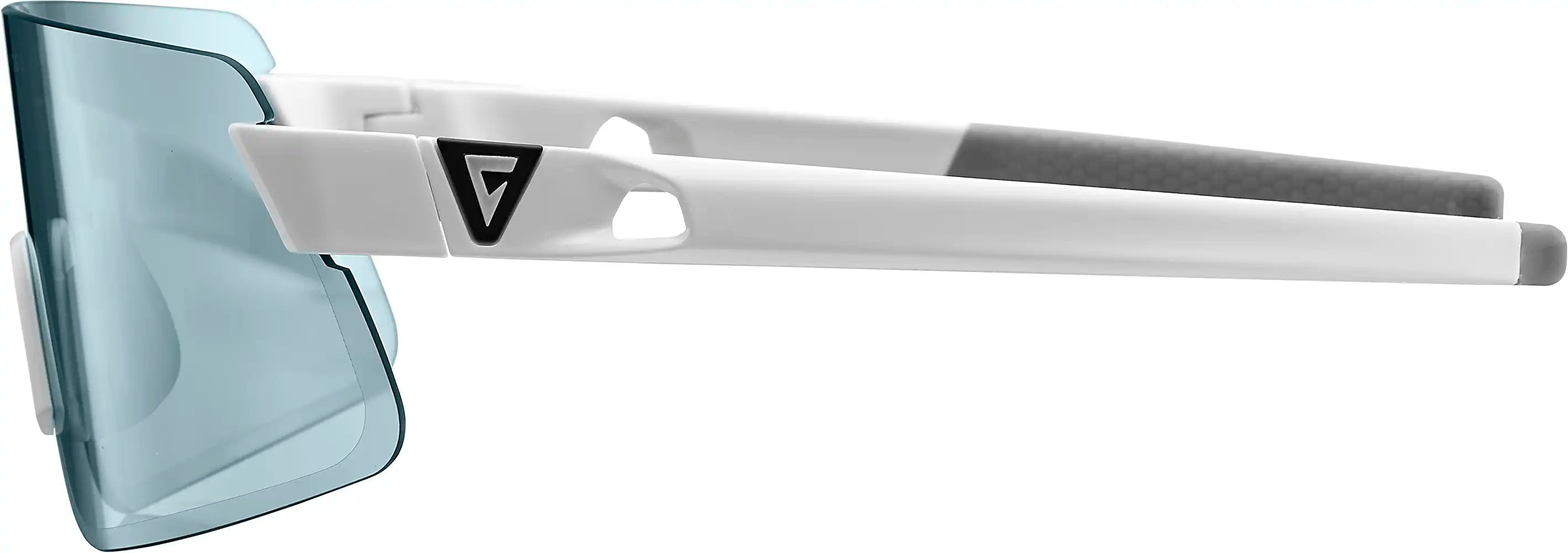 Giant Helio sunglasses with white frame and green lenses, stylish accessories for sun protection and fashion.