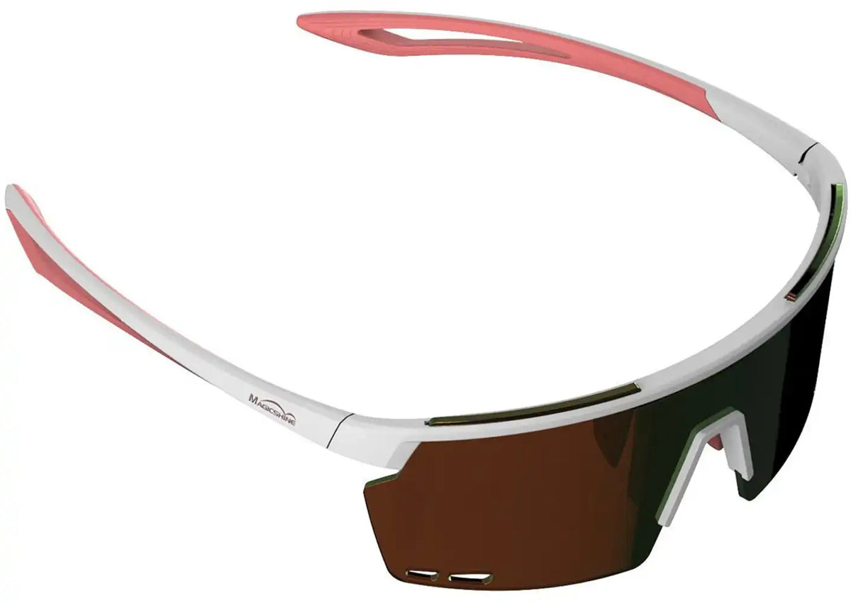 Magicshine Rouleur glasses in black with clear lenses, designed as cycling accessories for eye protection and style.