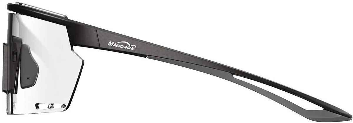 Magicshine Rouleur glasses, sporty cycling accessory with clear lenses and lightweight frame, designed for outdoor riding.