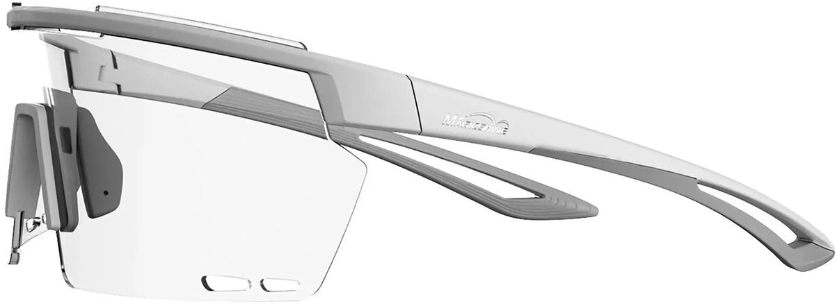 Magicshine Rouleur glasses, sporty cycling accessories with clear lenses and black frame, designed for outdoor riding.