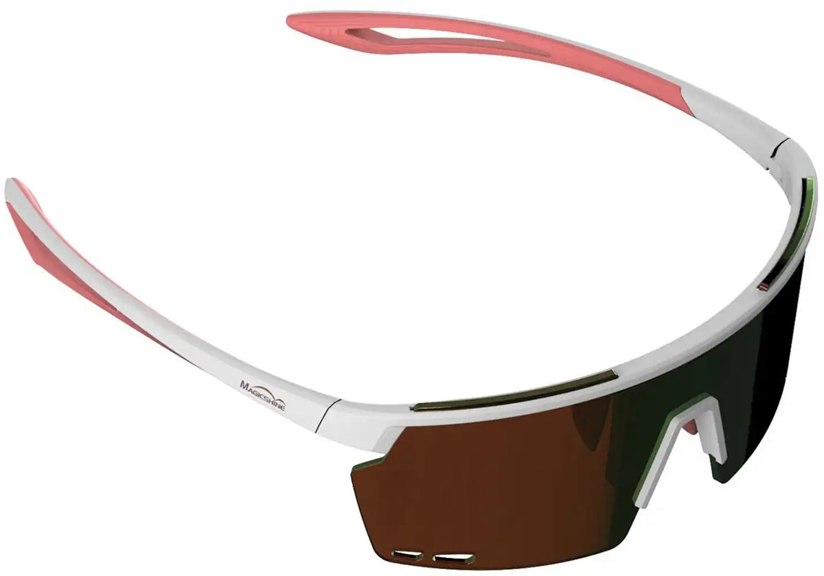 Magicshine Rouleur glasses in black with clear lenses, designed as cycling accessories for eye protection and style.