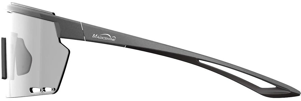 Magicshine Rouleur glasses, sporty cycling accessories with clear lenses and adjustable frames, designed for active outdoor riding.