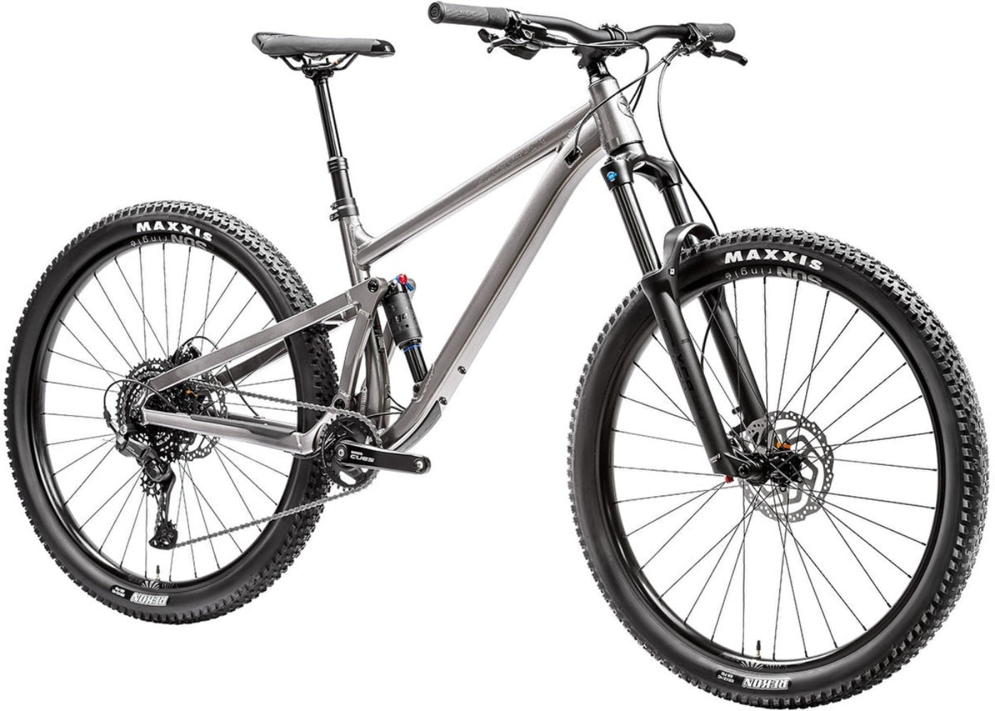 Silverback 2025 Silverback SE Trail 10 dual suspension mountain bike in matte black, showing the frame and front suspension.