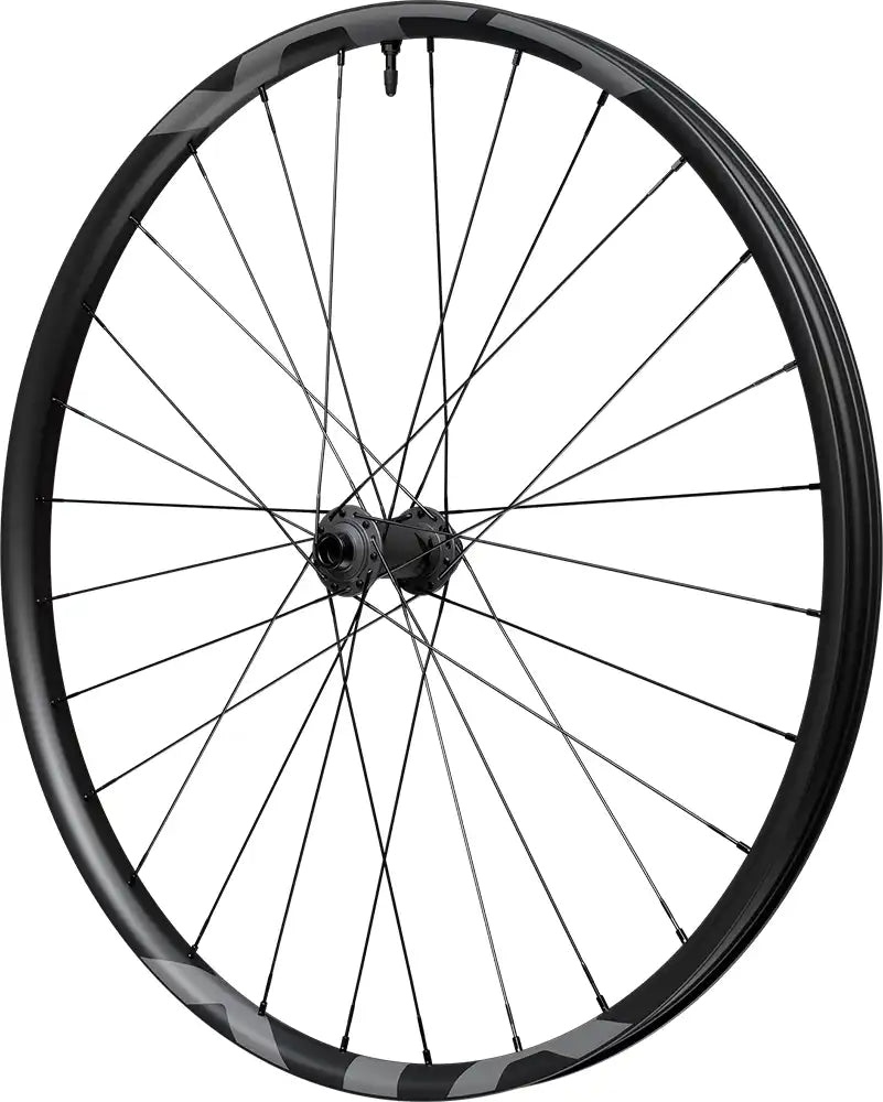 Shimano XTR Enduro M9220 carbon tubeless disc wheel with black rim and spokes, designed for mountain biking.