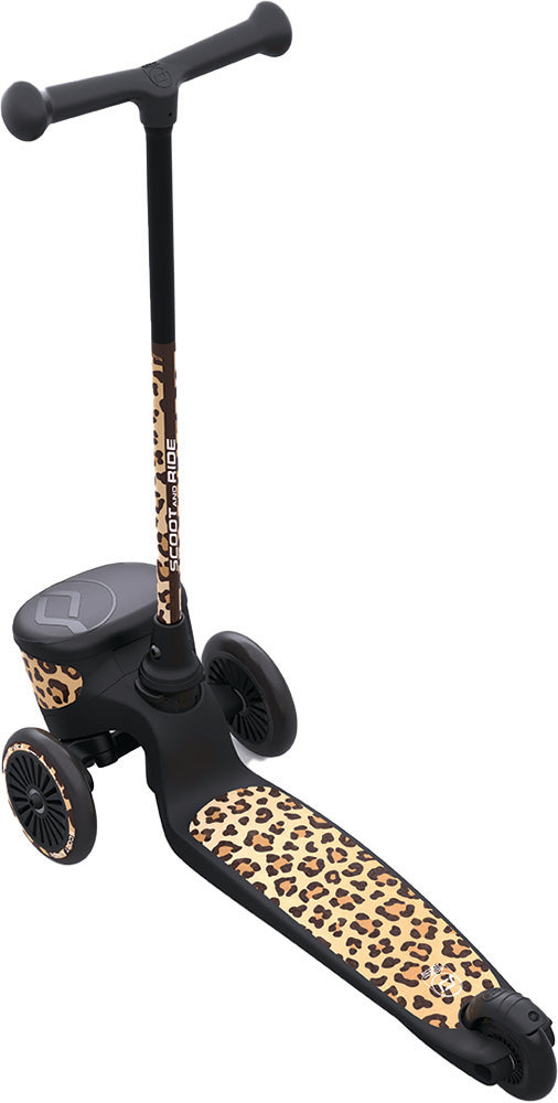 Scoot & Ride Highwaykick 2 scooter in blue with adjustable handlebar and three-wheel design for young children.