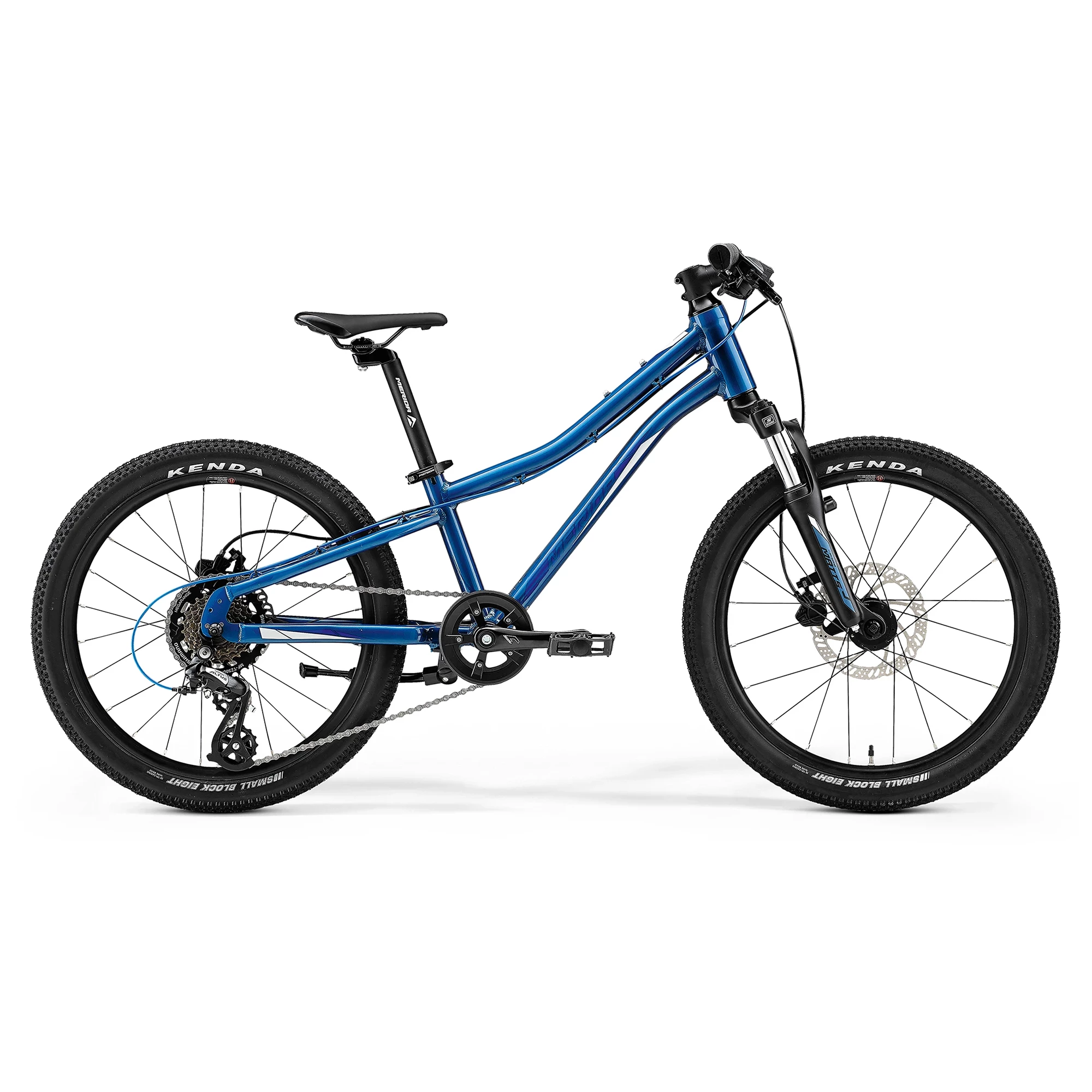 Blue and white 2022 Merida Matts J20 Disc boys' kids' bike with front suspension and disc brakes, ideal for young riders.