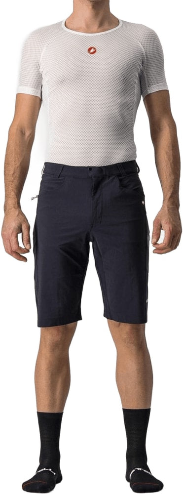 Castelli Unlimited Baggy Men's MTB shorts, lightweight cycling clothing with breathable fabric and adjustable waistband.