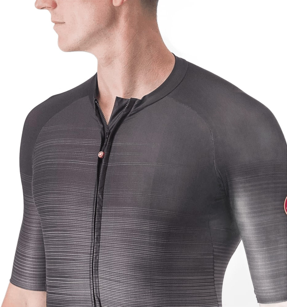 Castelli Aero Race 6.0 SS men's cycling jersey shown, lightweight, aerodynamic, with short sleeves and technical fabric for performance.