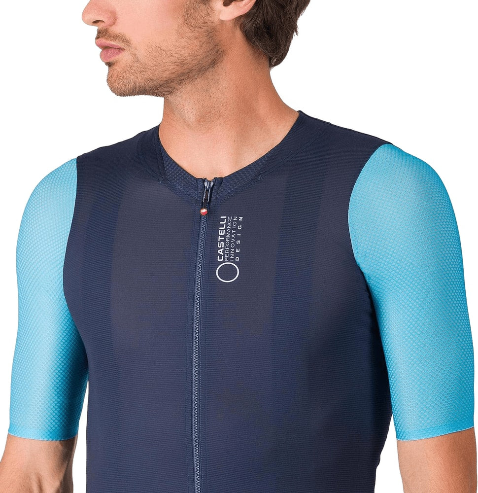 Castelli Corretto SS men's cycling jersey in blue with short sleeves and front zipper, designed for cycling comfort.