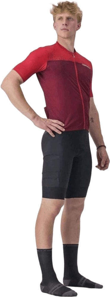 Castelli Unlimited Entrata SS men's cycling jersey in lightweight fabric with short sleeves, featuring a sleek design and brand logo.