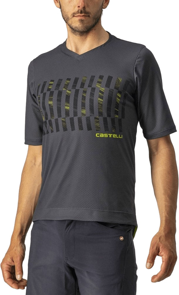 Castelli Trail Tech SS men's MTB jersey showing lightweight fabric and short sleeves designed for mountain biking.