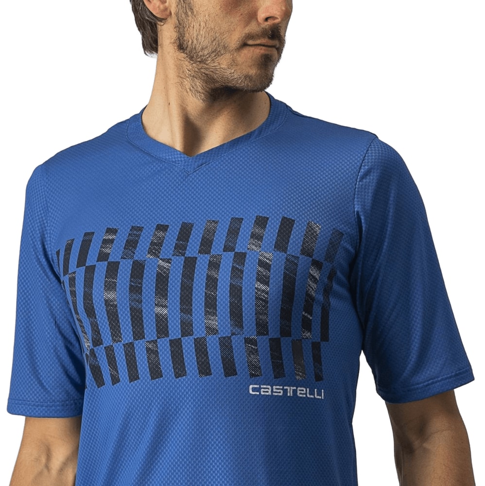 Castelli Trail Tech SS men's cycling jersey in breathable fabric with short sleeves and mountain biking design.